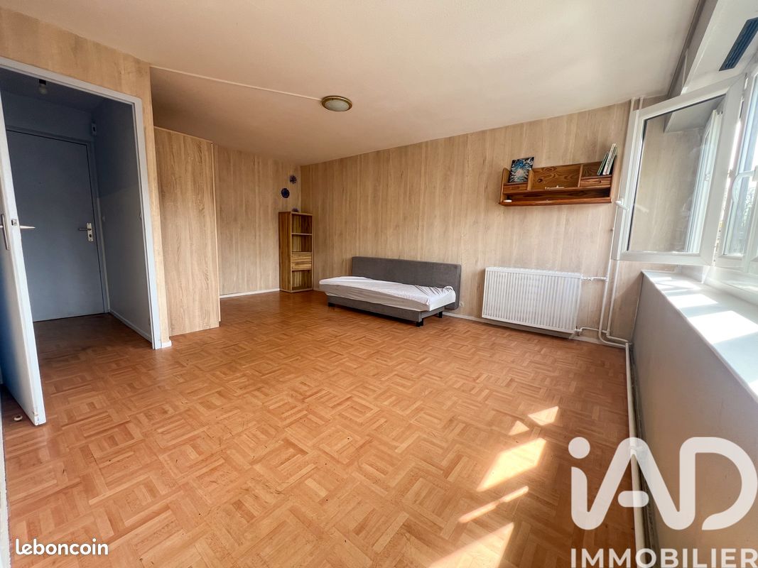 Appartement 1 pièce 34 m² · à Évry-Courcouronnes · 34 m² · 120 000 €