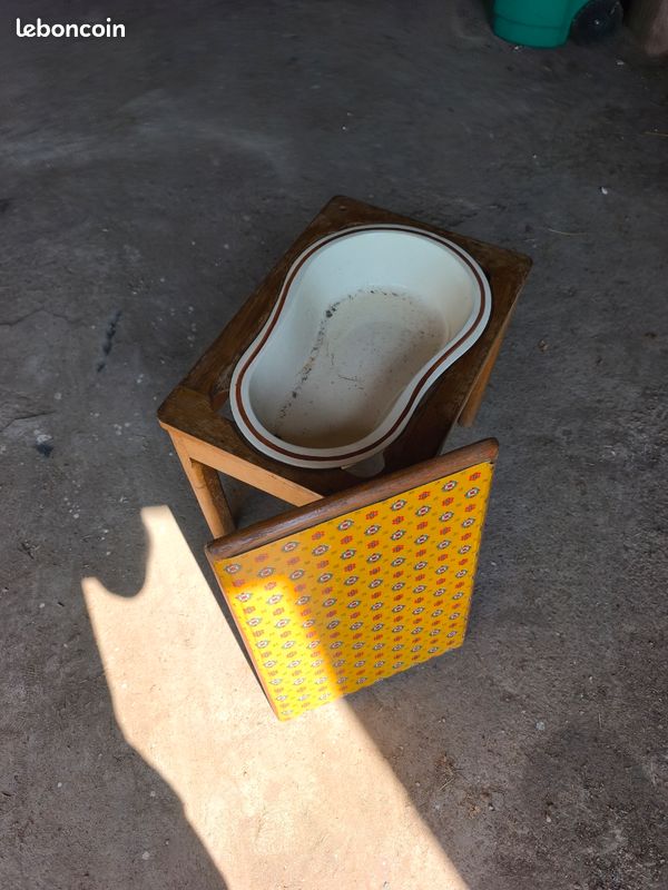 Ancien meuble de toilette bidet (image 1)