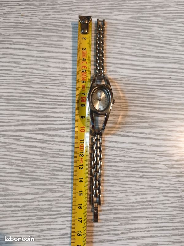 Montre IEKE Quartz pour femme neuve sans étiquette (image 4)