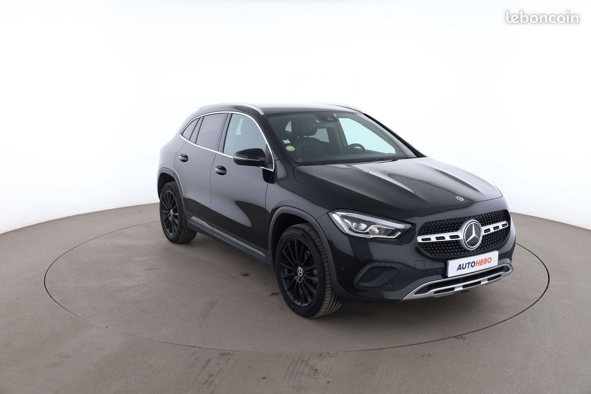 Mercedes-Benz GLA 200 d Progressive Line DCT 150 ch (image 4)