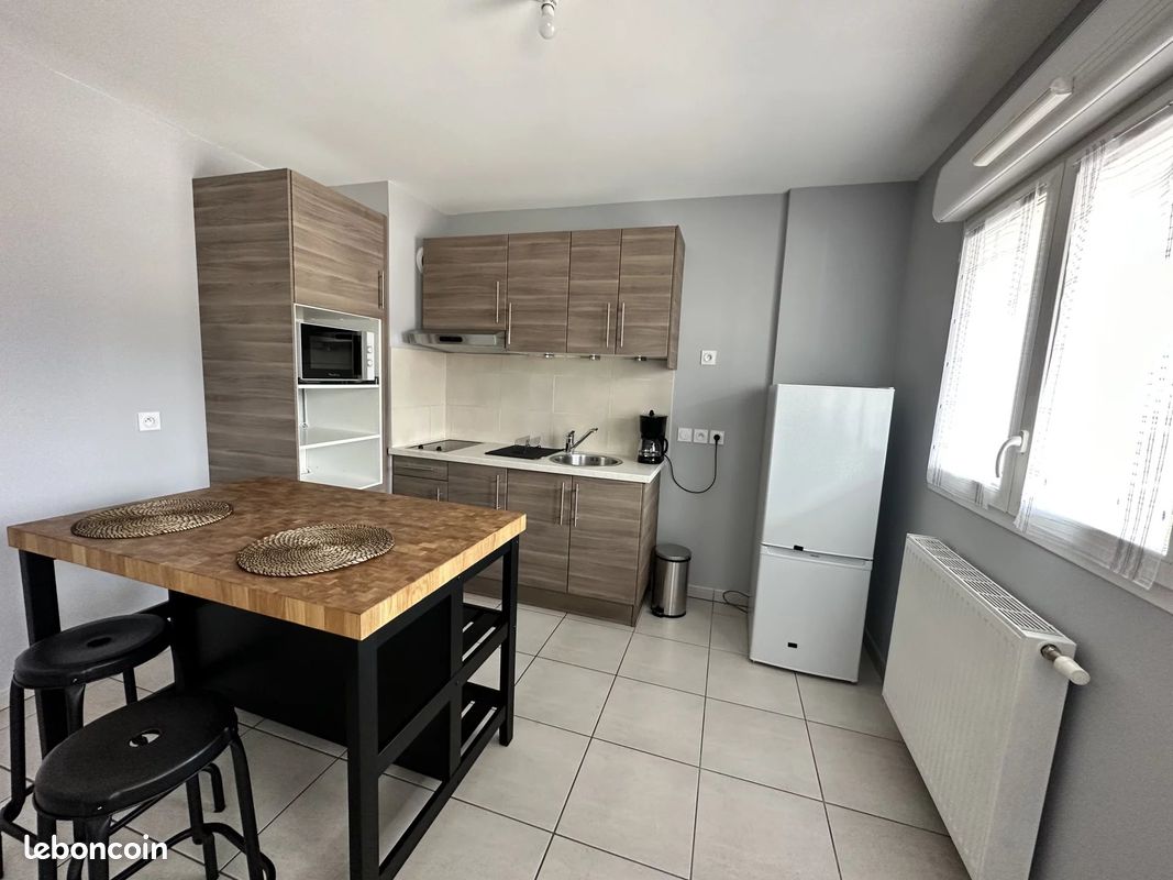 Appartement 1 pièce 27 m² · à Échirolles · 27,4 m² · 630 €/mois
