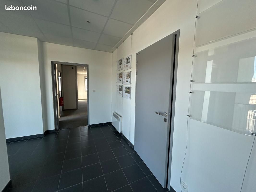 Bureaux 261 m² (image 3)