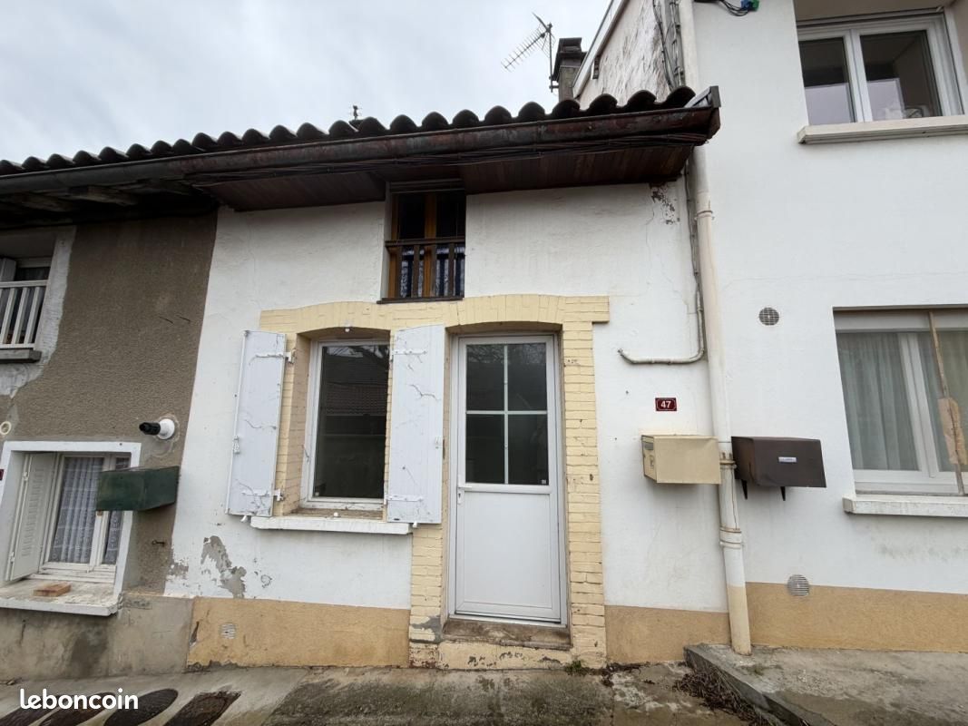 Maison 4 pièces 43 m² · à Chalamont · 43 m² · 90 000 €