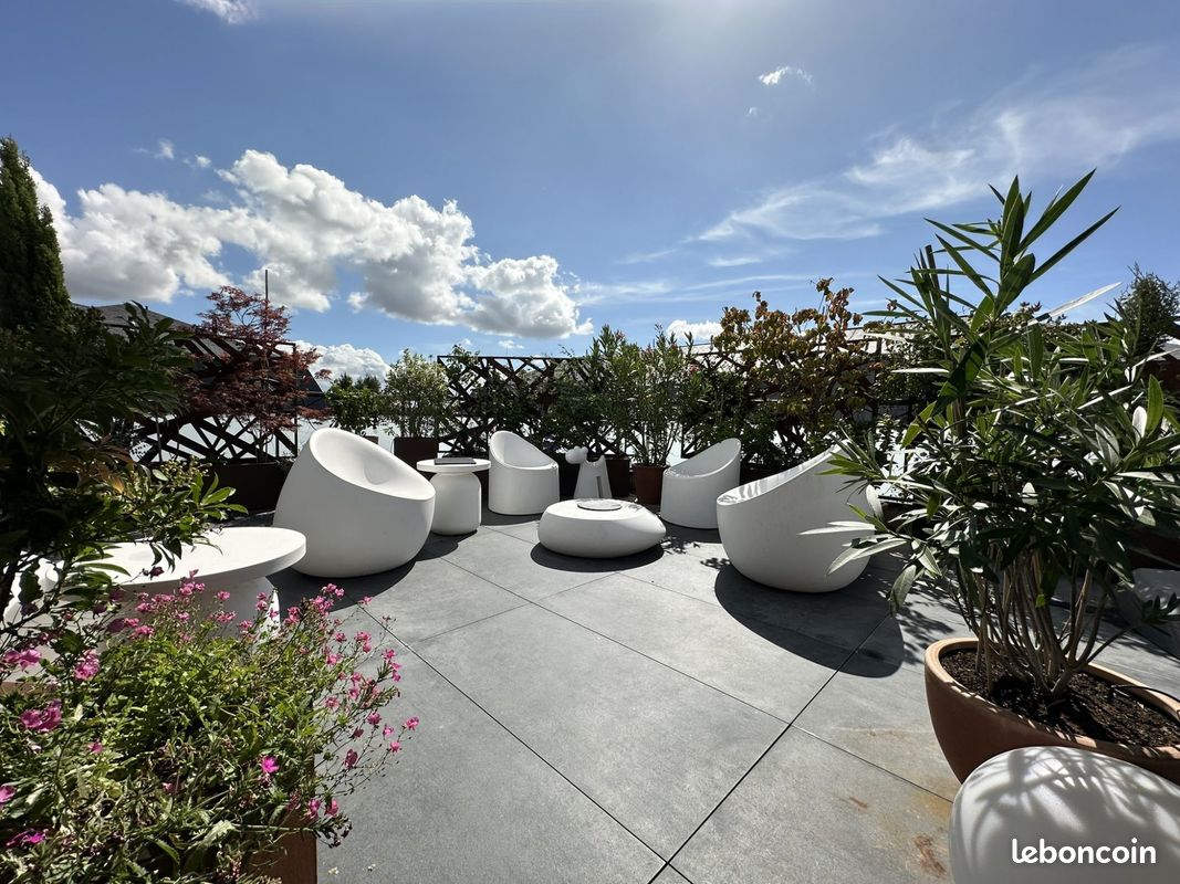 Appartement 8 pièces 164 m² · à Le Mesnil-Esnard · 164 m² · 835 000 €