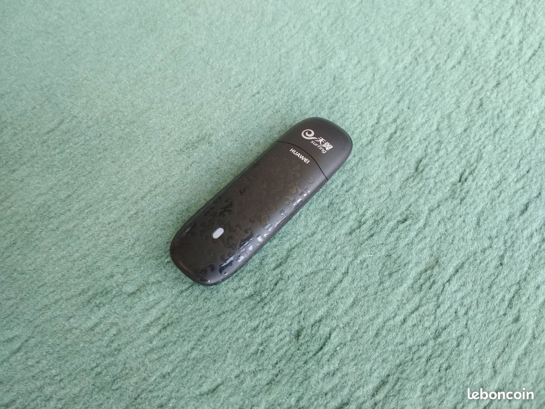 Clé Internet HUAWEI EC122 (image 1)