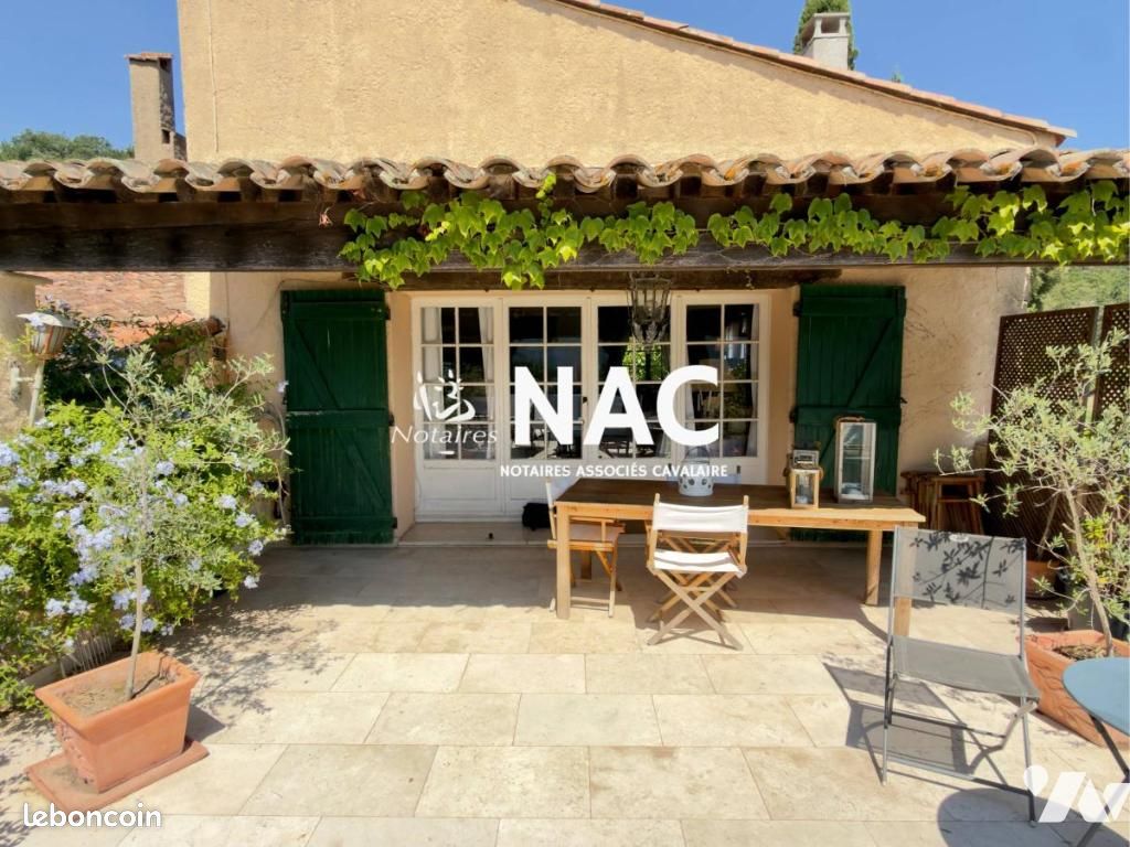 Maison 7 pièces 215 m² · à Cogolin · 215 m² · 789 000 €