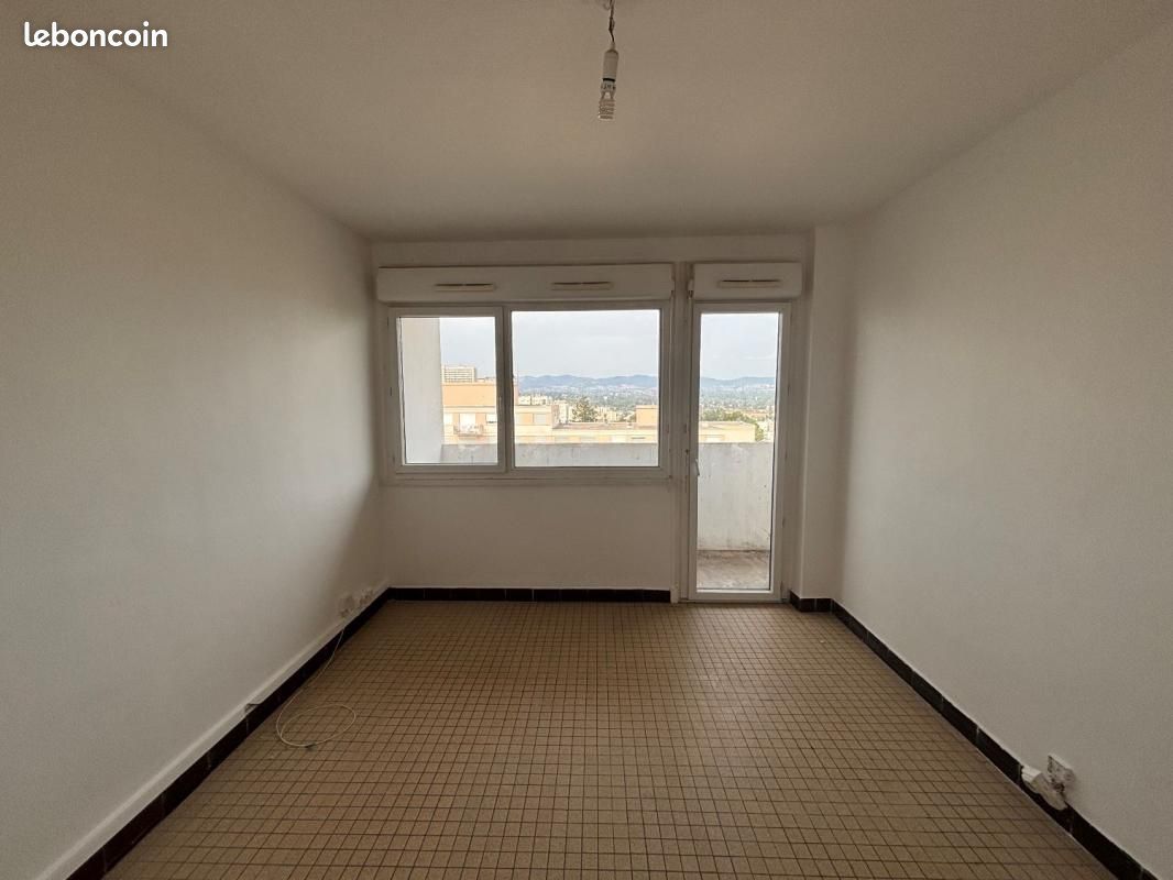 Appartement 1 pièce 28 m² · à Lyon · 28 m² · 402 €/mois
