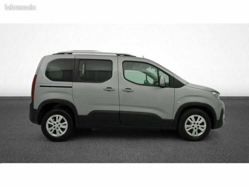 Peugeot Rifter Standard BlueHDi 100 S&S BVM5 Allure (image 17)
