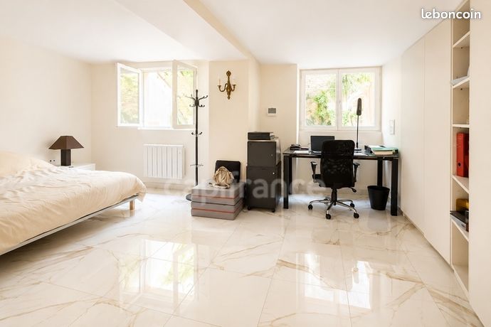 Appartement 5 pièces 127 m² — 17