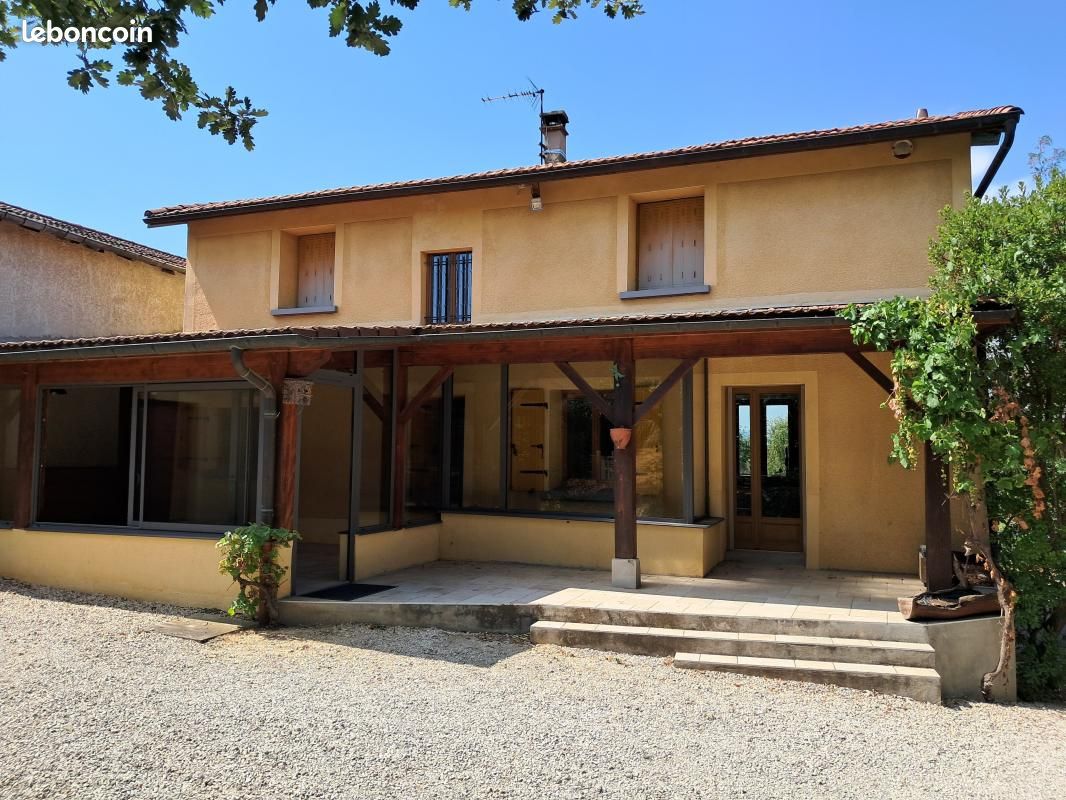Maison 4 pièces 121 m² · à Solaize · 121 m² · 1 900 €/mois