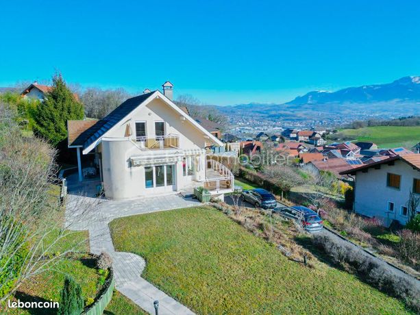 Maison 6 pièces 225 m²