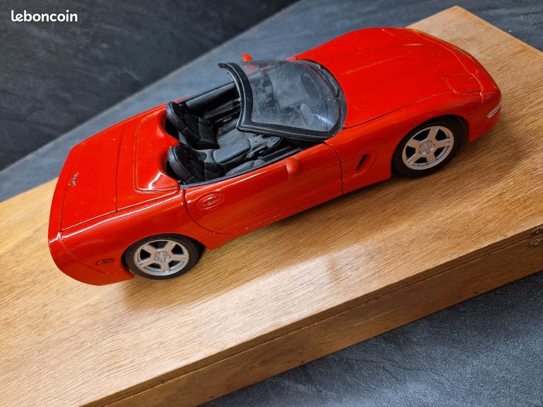 Voiture de collection - Collection