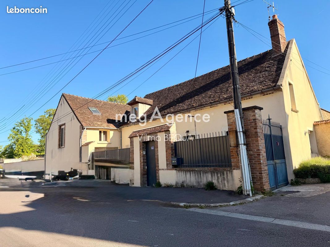Maison 7 pièces 152 m² · à Sens · 152 m² · 274 000 €