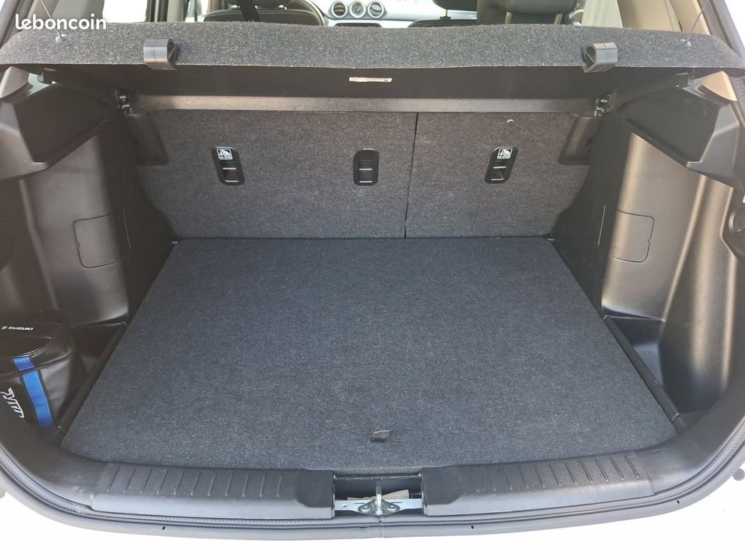 SUZUKI VITARA IV (2) 1.5 DUALJET HYBRID PRIVILEGE AUTO 102Ch Garantie 12 mois (image 17)