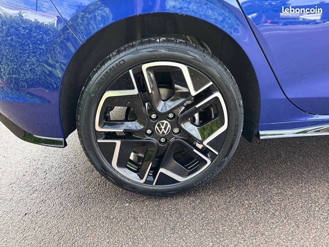VOLKSWAGEN Golf 1.5 eTSI EVO2 150 DSG7 R-Line Edition (image 9)