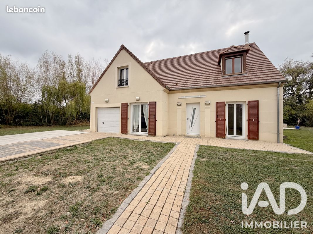 Maison 7 pièces 145 m² · à Fontenailles · 145 m² · 345 000 €