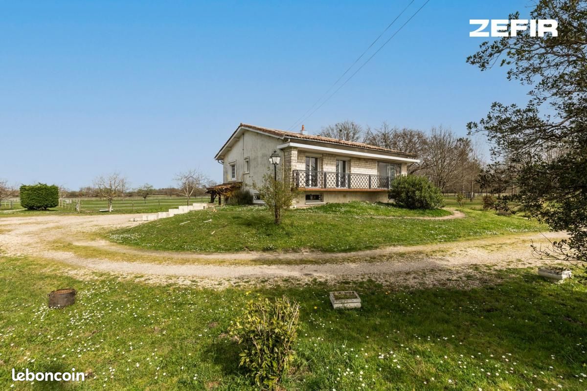 Maison 8 pièces 130 m² - Les Églisottes-et-Chalaures 33230 (image principale 9)