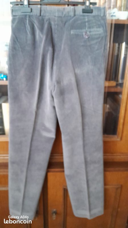 Pantalon velours gris (image 2)