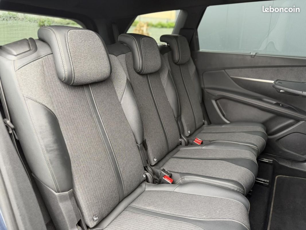 PEUGEOT 5008 1.5 BlueHDi 130 GT Line 7 places, avec Apple Car Play et Caméra de recul (image 15)