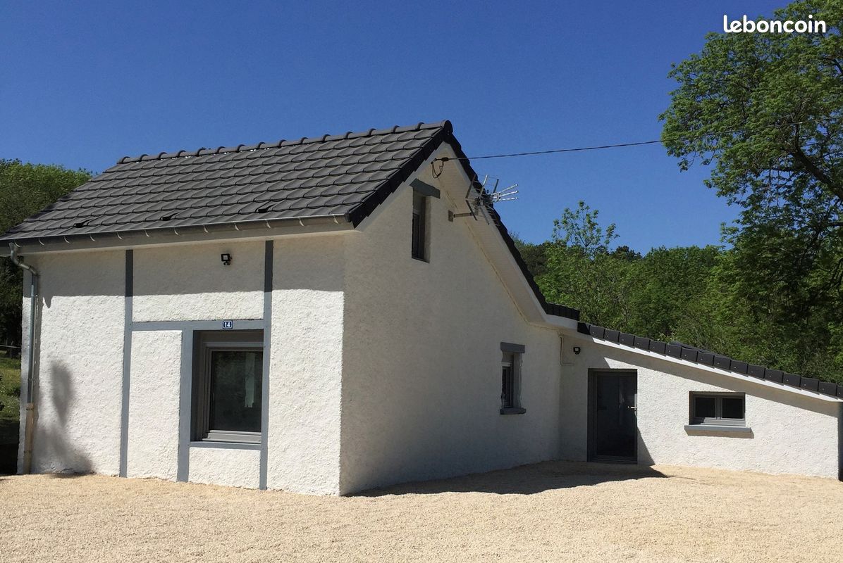 Maison 3 pièces 90 m² · à Le Montsaugeonnais · 90 m² · 685 €