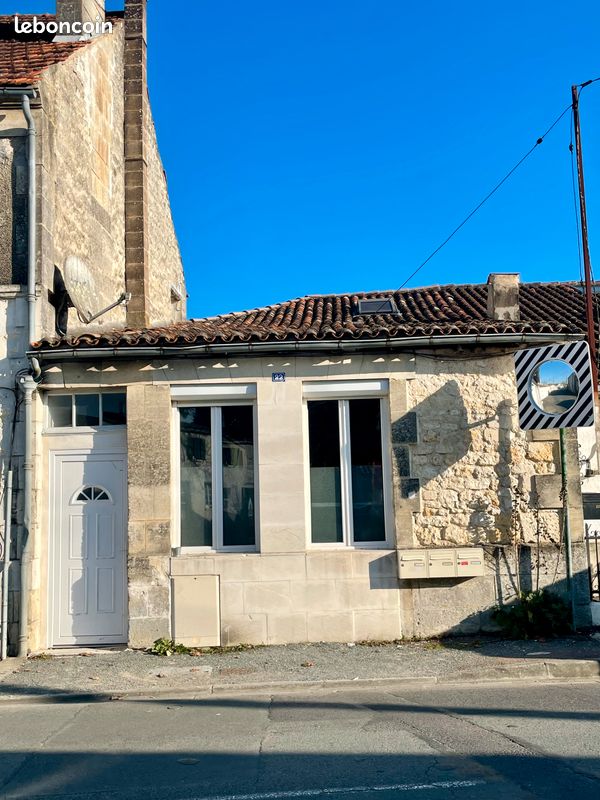 Immeuble 6 pièces 102 m² · à Jonzac · 102 m² · 180 000 €