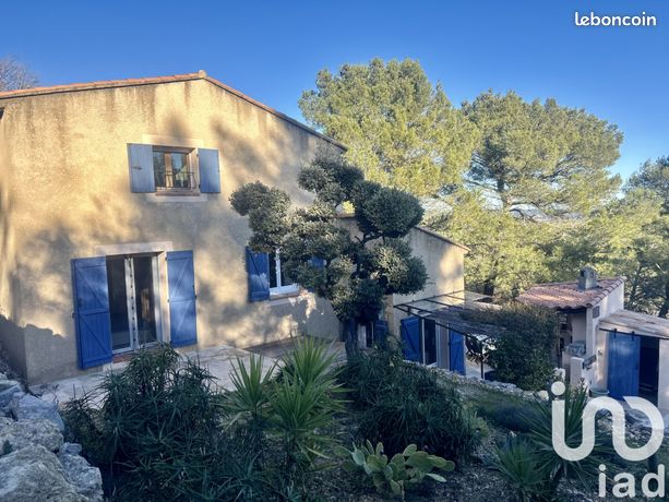 Propriété 6 pièces 150 m²