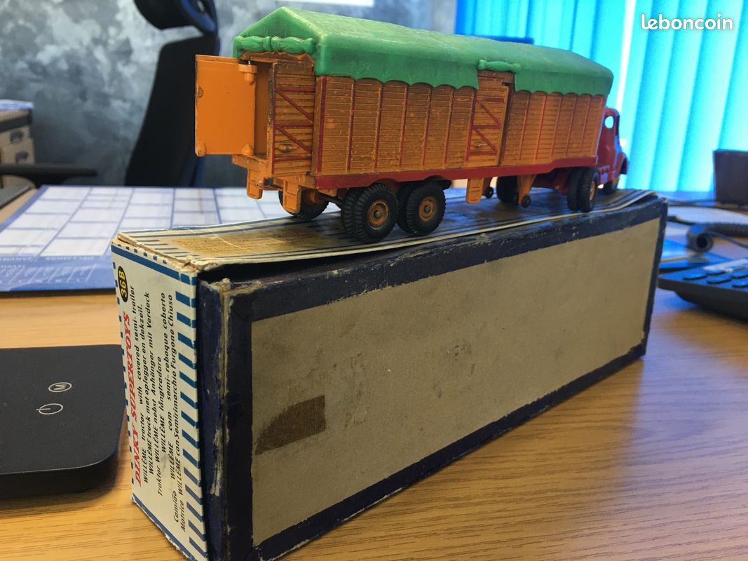 Dinky toys 36B tracteur willème et demi remorque bâchée - Modélisme
