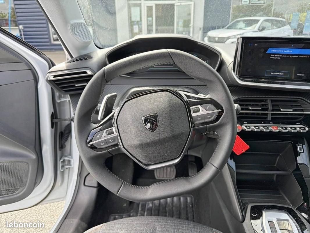 Peugeot 208 Hybrid 110 e-DCS6 - Style (image 9)