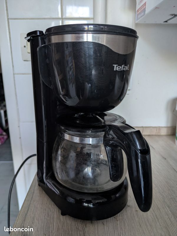 Machine à café TEFAL 65 cL (image 1)