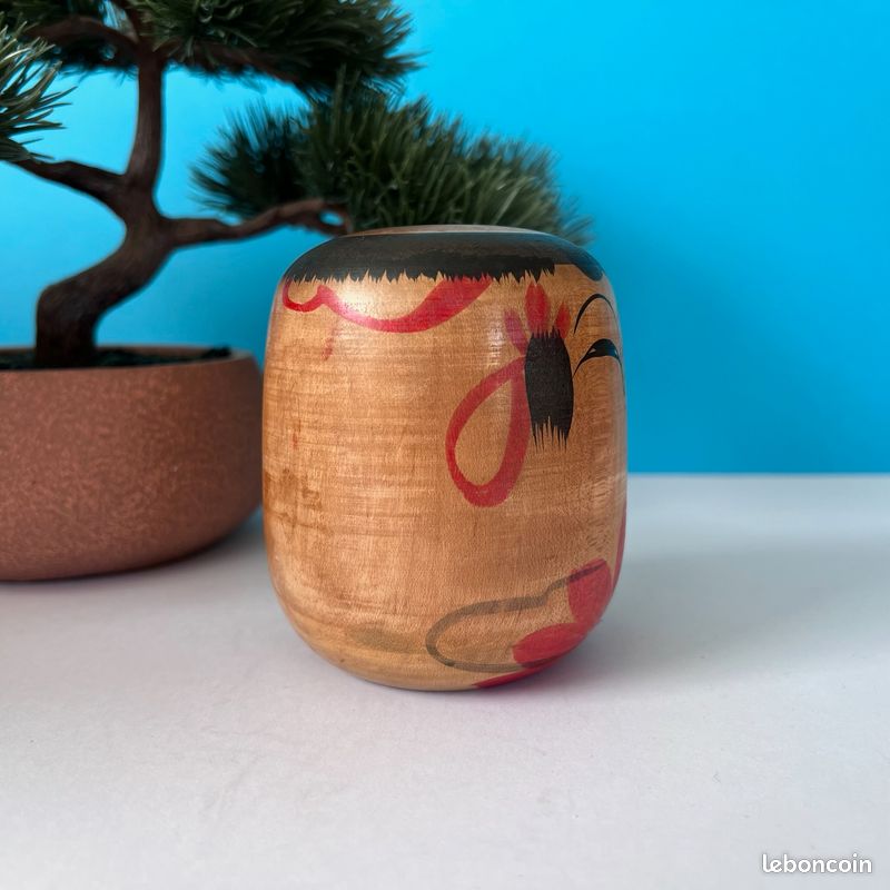 Poupée Japonaise Kokeshi Artisanale Vintage - Bois Peint à La Main, Signée (années 1960)