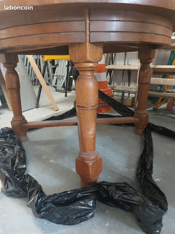 Table ovale + 4 chaises (image 5)