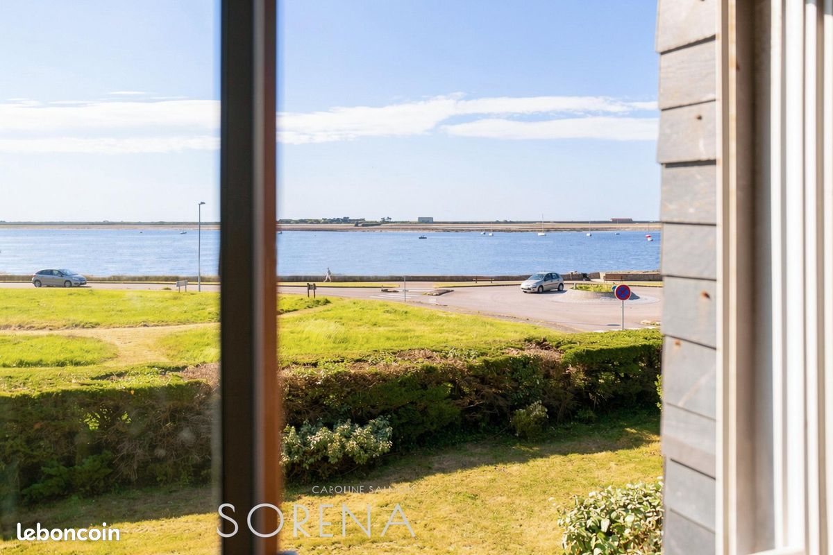 Maison 10 pièces 220 m² · à Port-Louis · 220 m² · 1 143 000 €