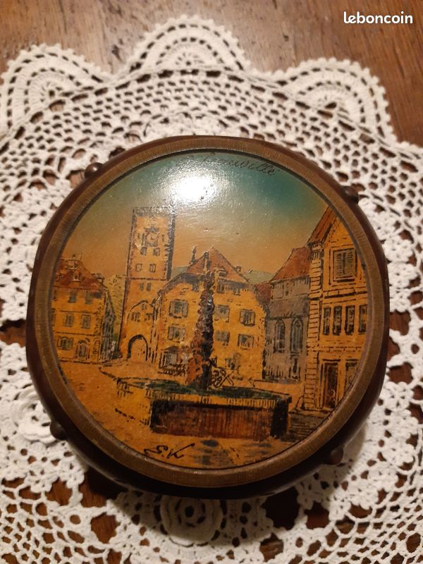 Boîte à souvenirs en Bois Vintage (image 1)