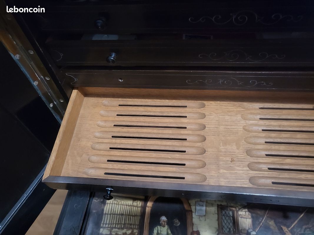 Meuble ancien atypique cigarillier (image 8)