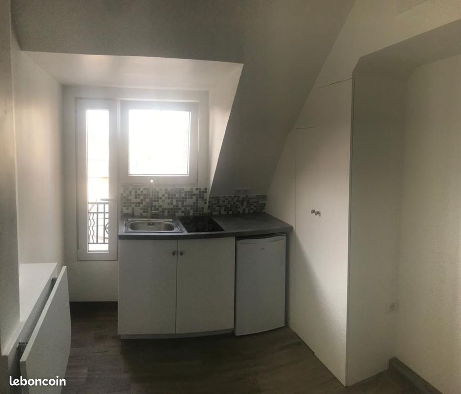 Appartement 1 pièce 10 m² · à Paris · 10 m² · 600 €/mois