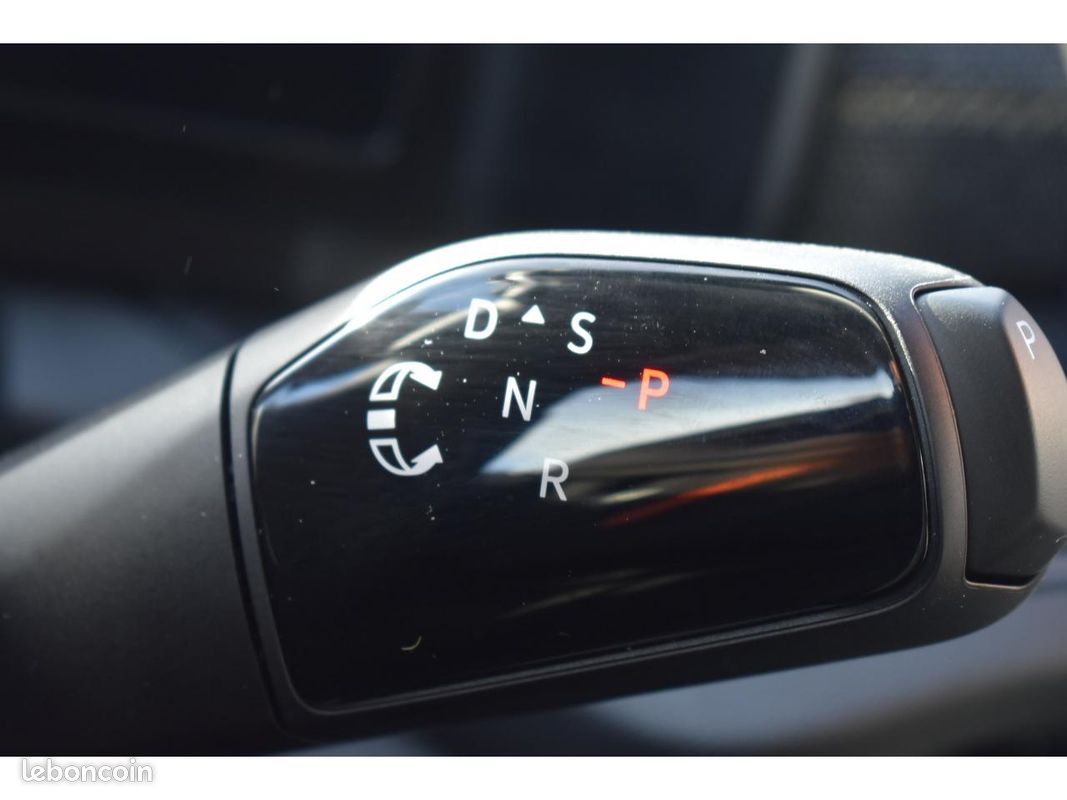 SKODA KODIAQ 2.0 TDI 150 ch SCR DSG7 7pl Selection (image 28)