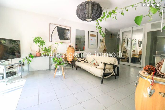 Appartement 4 pièces 97 m² — 1