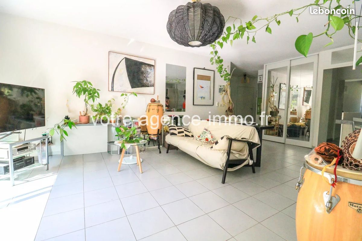 Appartement 4 pièces 97 m² · à Nice · 97 m² · 330 000 €