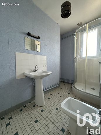 https://img.leboncoin.fr/api/v1/lbcpb1/images/39/ca/ce/39caceb58003e8a05fbf7b1323819800dfbabb26.jpg?rule=ad-image