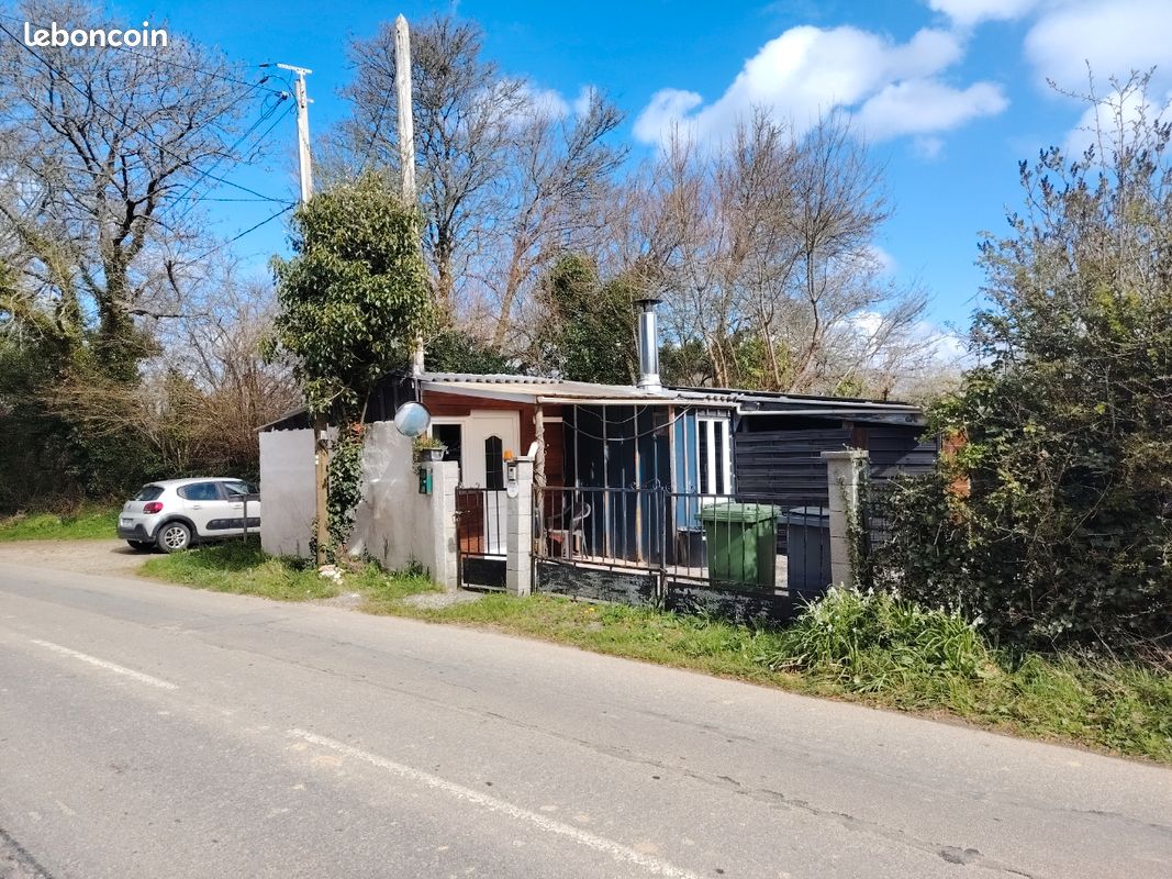 Maison 3 pièces 61 m² · à Loperhet · 61 m² · 60 000 €