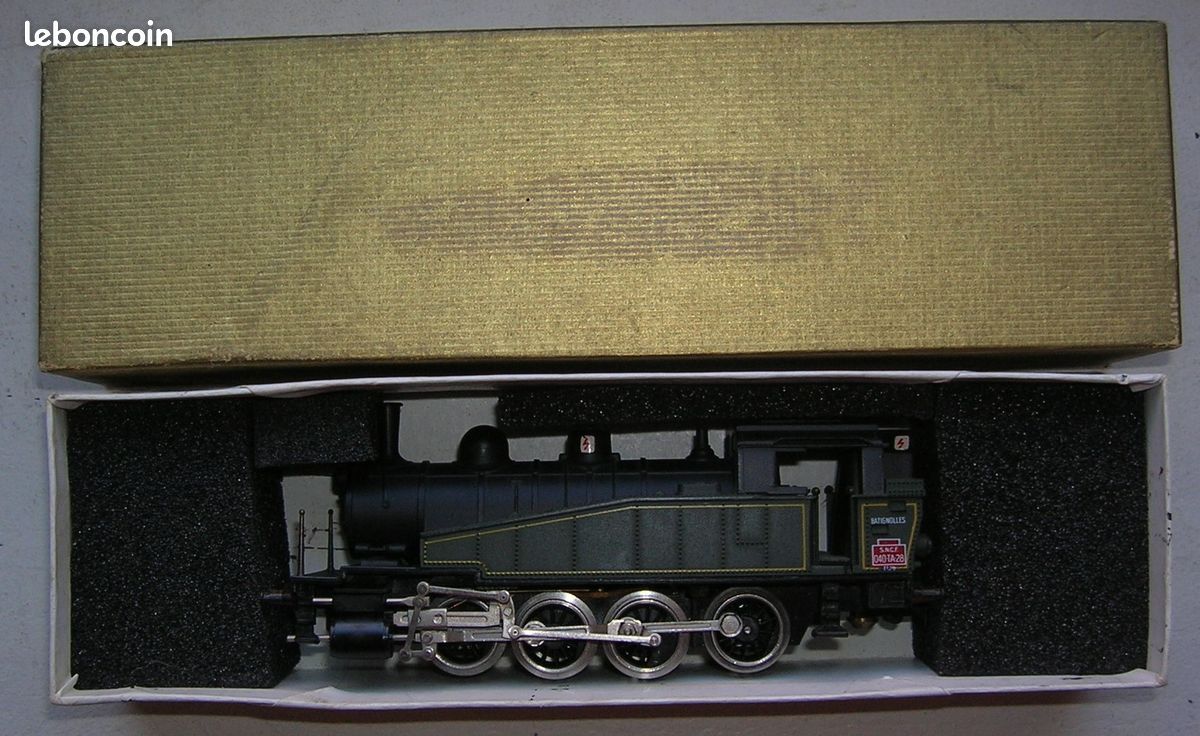 JOUEF Ho locomotive vapeur 040 TA 28 SNCF - Modélisme