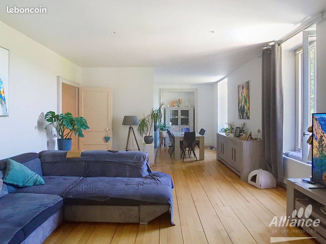 Appartement 3 pièces 93 m² · à Valentigney · 93 m² · 870 €/mois