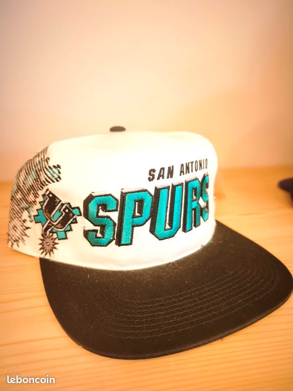 Casquettes spurs (image 1)