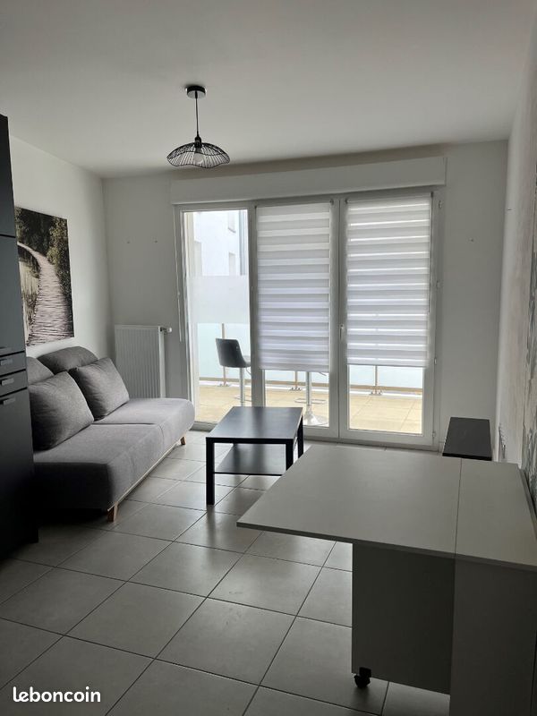 Appartement 2 pièces 37 m² · à Saint-Fons · 37 m² · 818 €