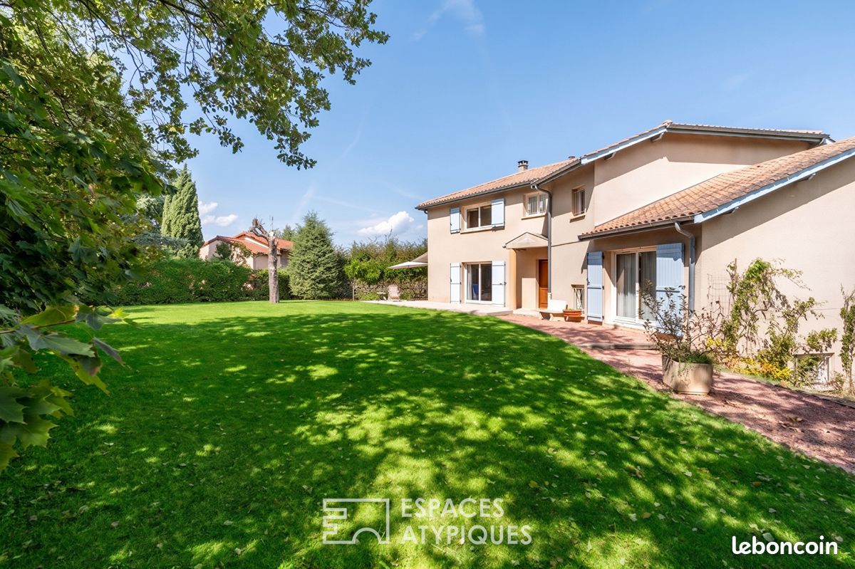 Maison 7 pièces 210 m² · à Marcy-l'Étoile · 210 m² · 820 000 €