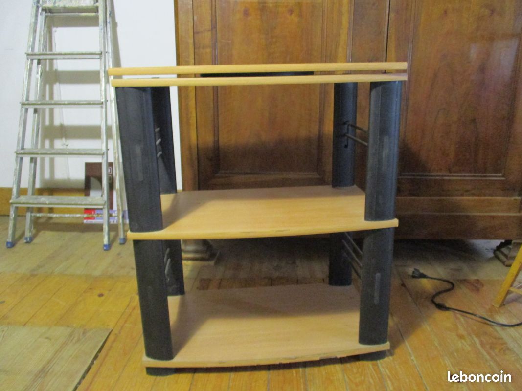 Belle table tele en bois (image 1)