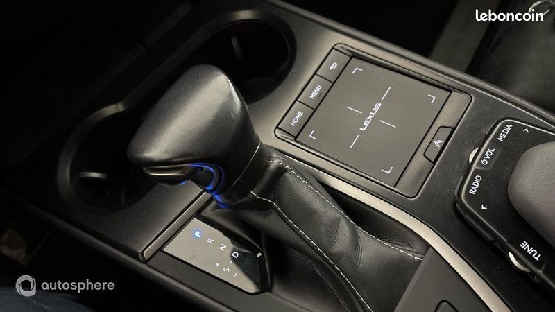 Lexus Ux 250h 2WD Pack Business Plus + Stage Hybrid Academy MY22 (image 27)
