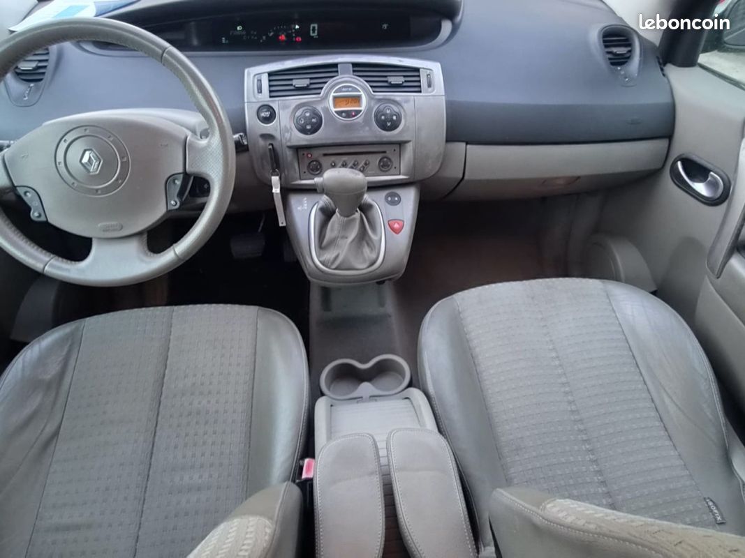 RENAULT SCENIC II 1.6 16V Confort Expression A (image 4)