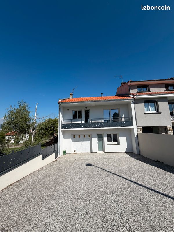 Maison 4 pièces 100 m² · à Clermont-Ferrand · 100 m² · 1 300 €/mois