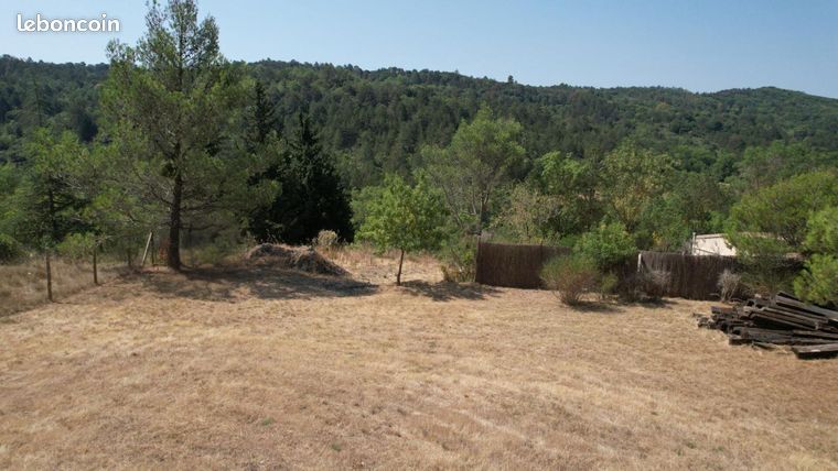 Terrain 1 754 m² Villefloure
